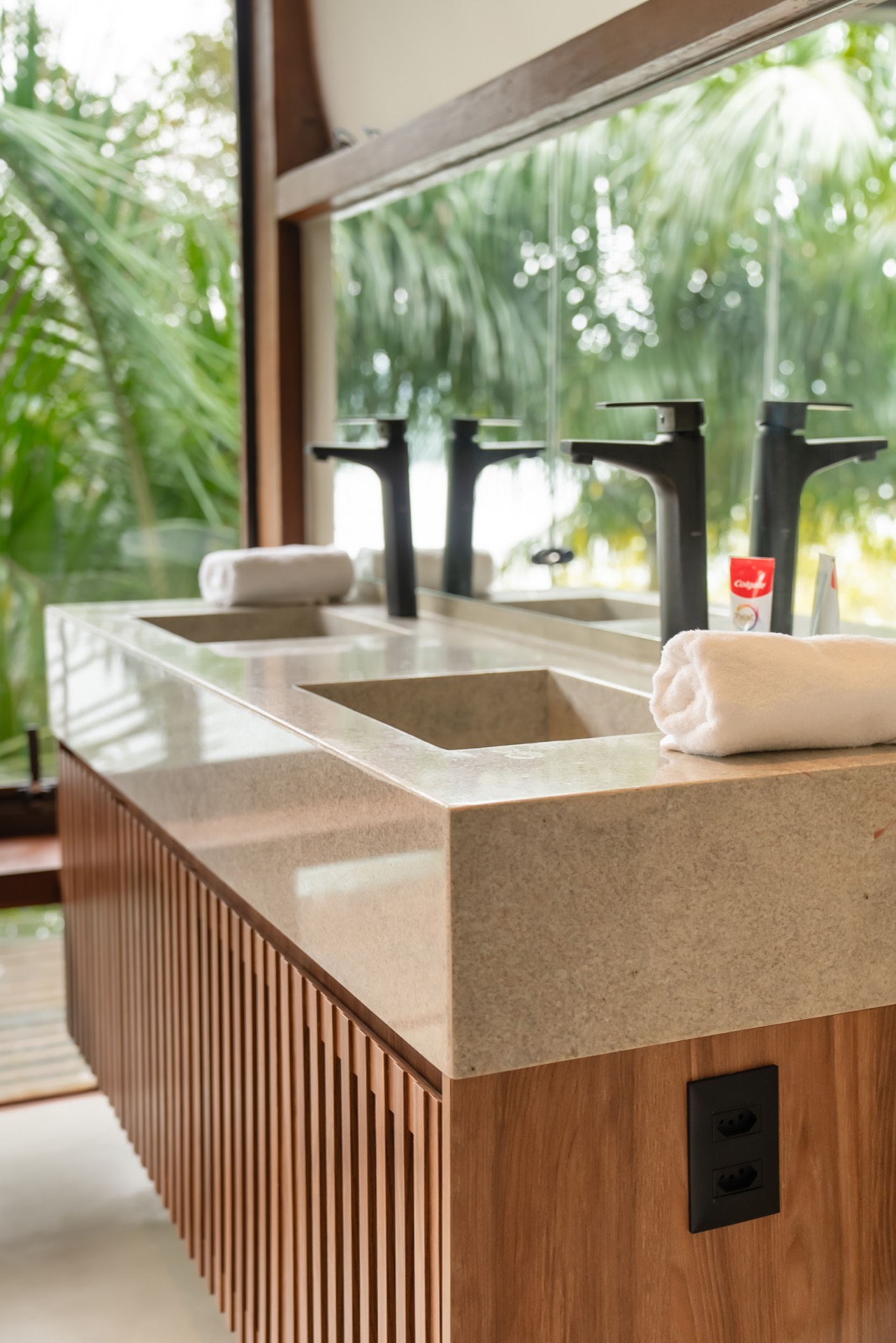 Imagem 62 - Casa de Vidro