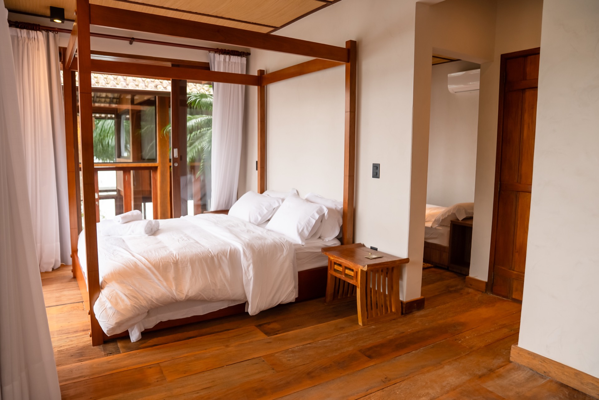 Imagem 65 - Casa de Vidro